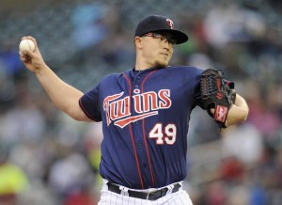 Twins Trade Worley To Pittsburgh For Cash