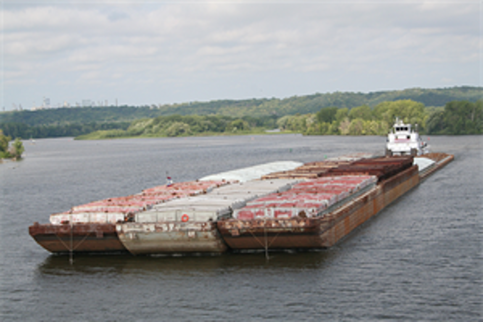 Short But Busy Shipping Season on Upper Mississippi