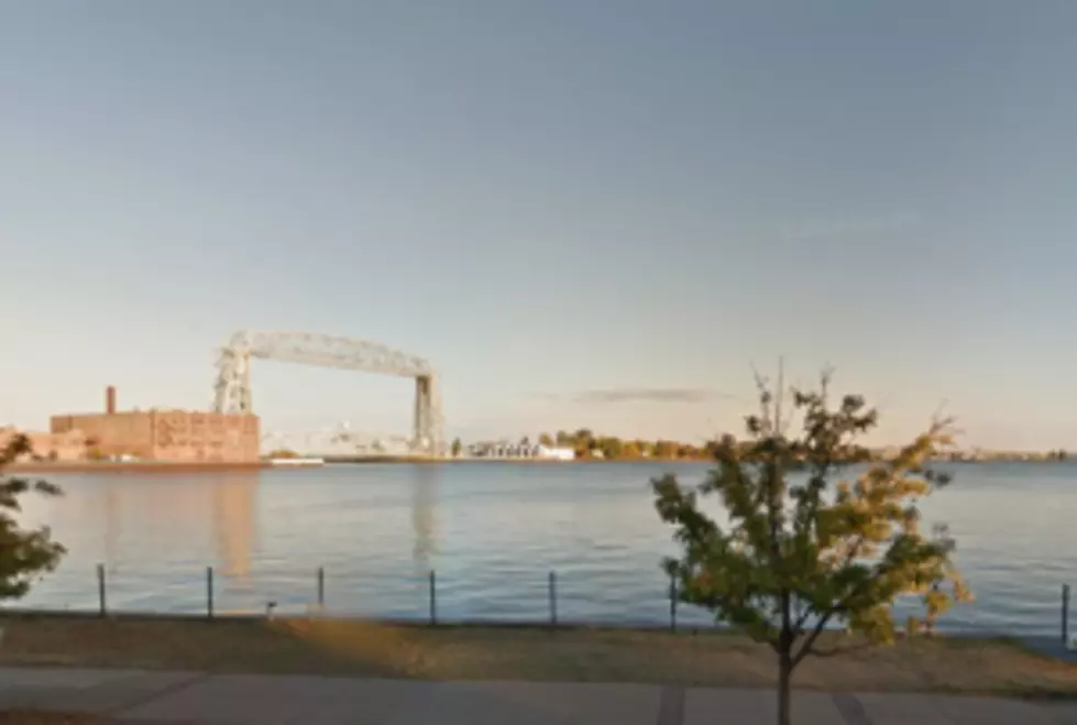 Largest Great Lakes Freighter Runs Aground in Duluth