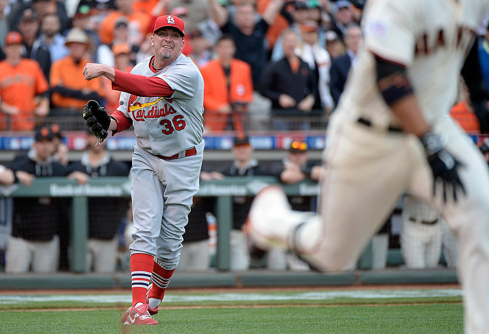 Giants Score 10 Inning Win in NLCS