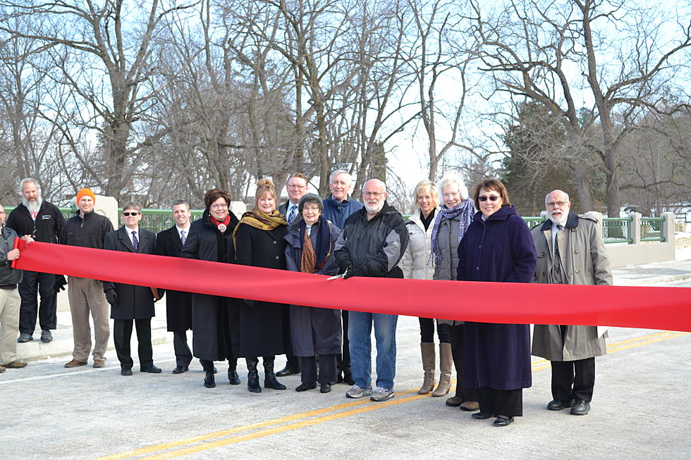 The New Mayowood Bridge is Open