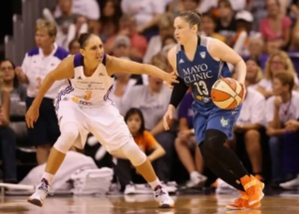 Moore, Fowles Lead Lynx To 71-61 Win