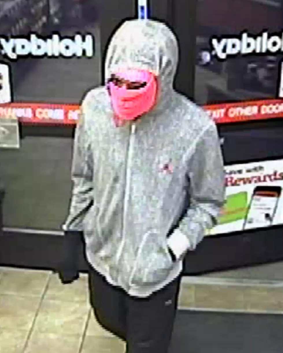Photos of Robbery Suspect Released