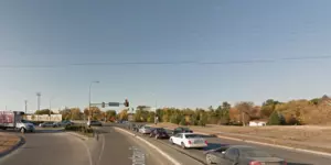 Lane Changes at Busy Rochester Intersection