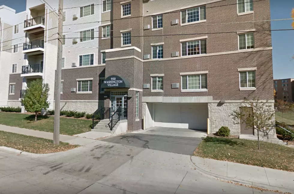Toddler Falls out Fourth Floor Window of Rochester Apartment