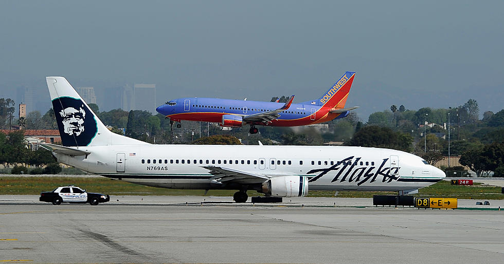 Unruly Passenger Forces Flight to Divert to Twin Cities