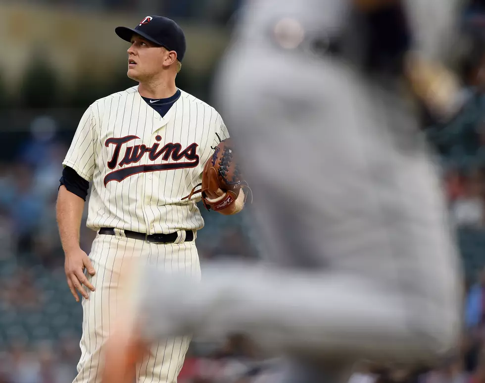 Cabrera, Upton Homer to Lead Tigers Over Twins 9-4