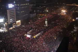 Thousands Call For Ouster of South Korean President