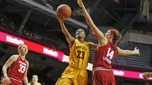 Gophers Get First Conference Win of the Season