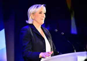 Le Pen Advances to Run Off Election in France