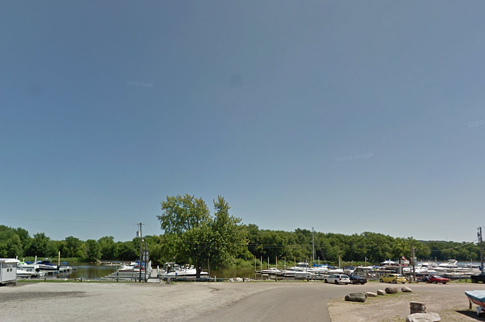 Passengers Escape Boat Explosion at Twin Cities Area Marina