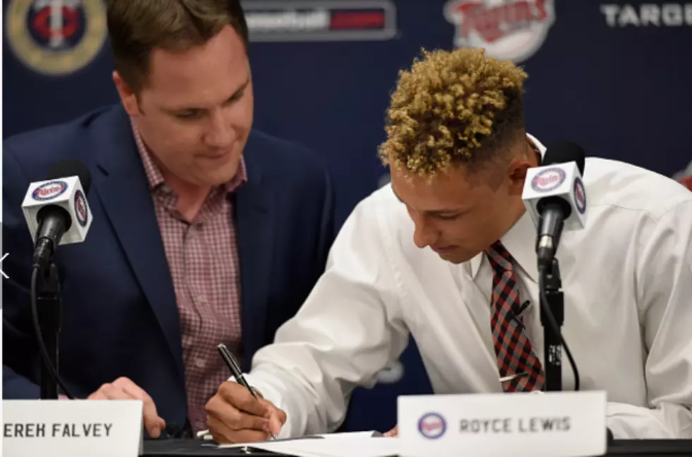Twins Sign Top Draft Pick