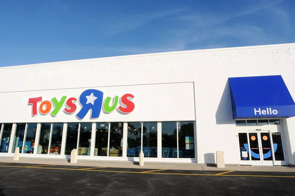 Toys ‘R’ Us Heads to Bankruptcy Court