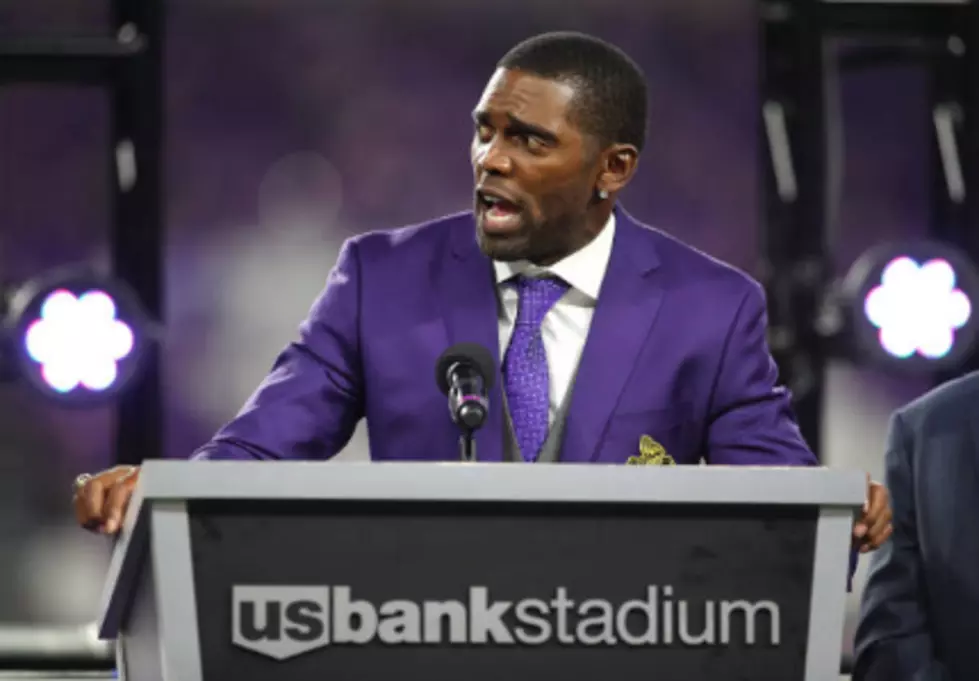 Moss Inducted into Vikings' Ring of Honor