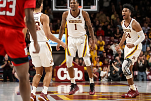 Gophers Shake Off Slow Start, Blow Out Rutgers