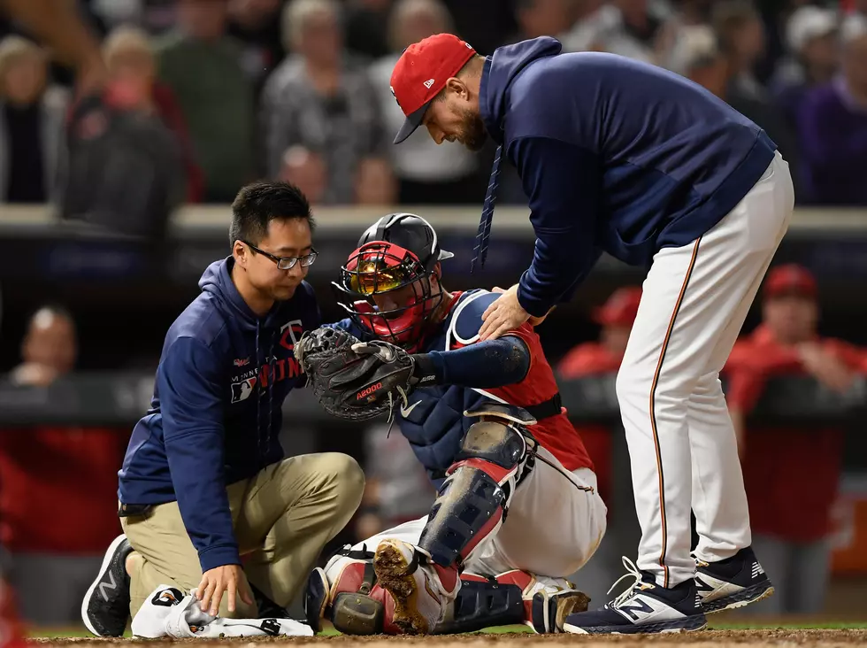 Garver Helps Twins Win Before Leaving With Ankle Injury