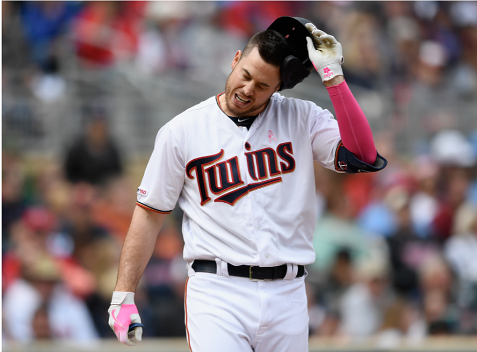 Twins Strand 11 Runners, Settle for Series Split With Detroit