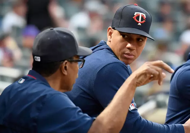 Twins Come Out on Losing End of Pitching Duel