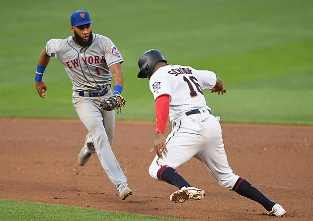 Twins Edged by Mets; Lead Over Cleveland Down to Five Games