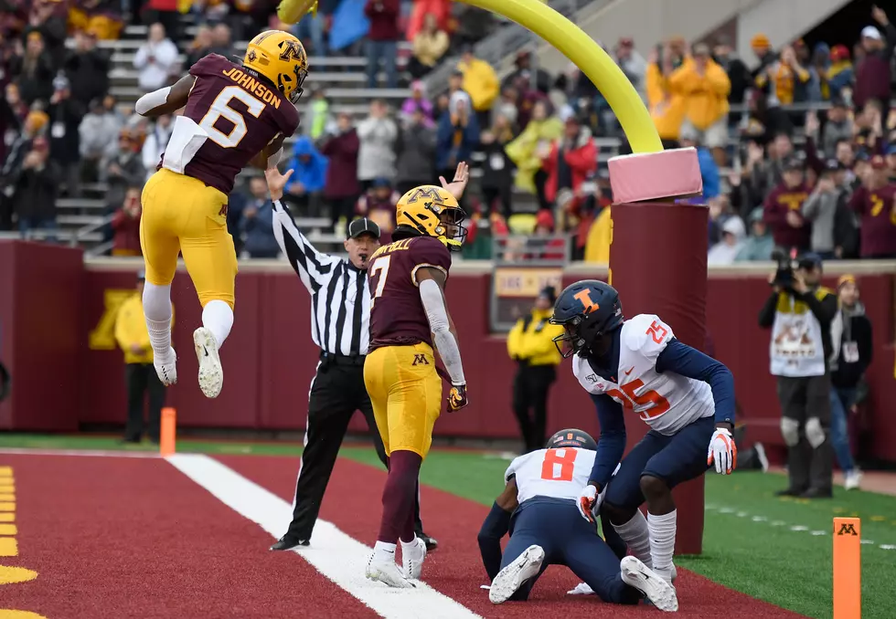 Gophers Remain Undefeated With Homecoming Blowout Win