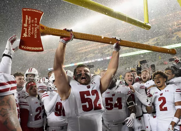 Gophers Hand Axe Back to the Badgers