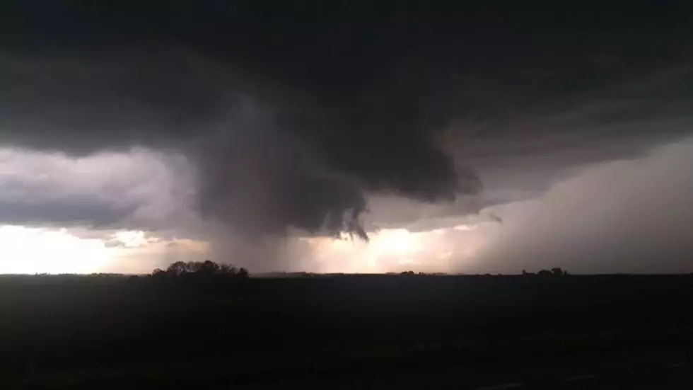 Small Tornado and Heavy Rain Reported in Southeast Minnesota (VIDEO)