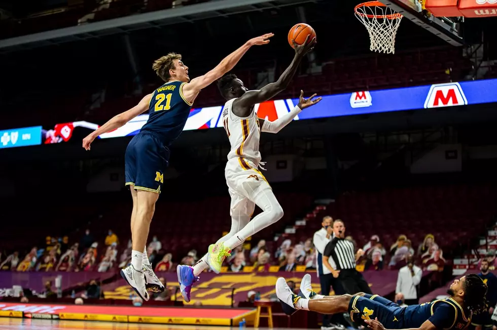 Gophers Upset 7th Ranked Michigan in the Barn