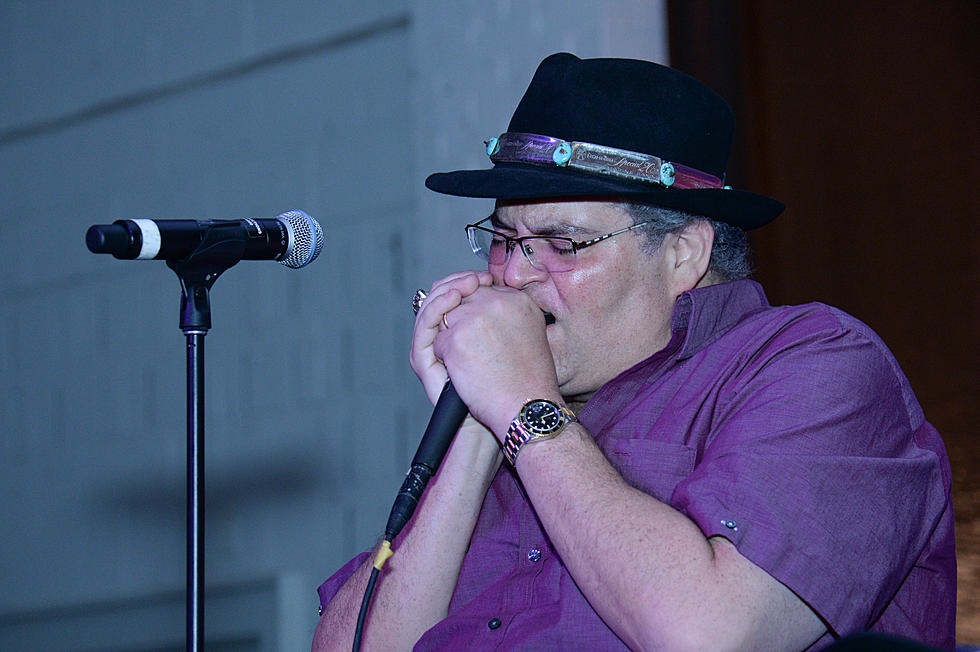 Blues Traveler Singer John Popper Injured in Bus Crash Near Winona