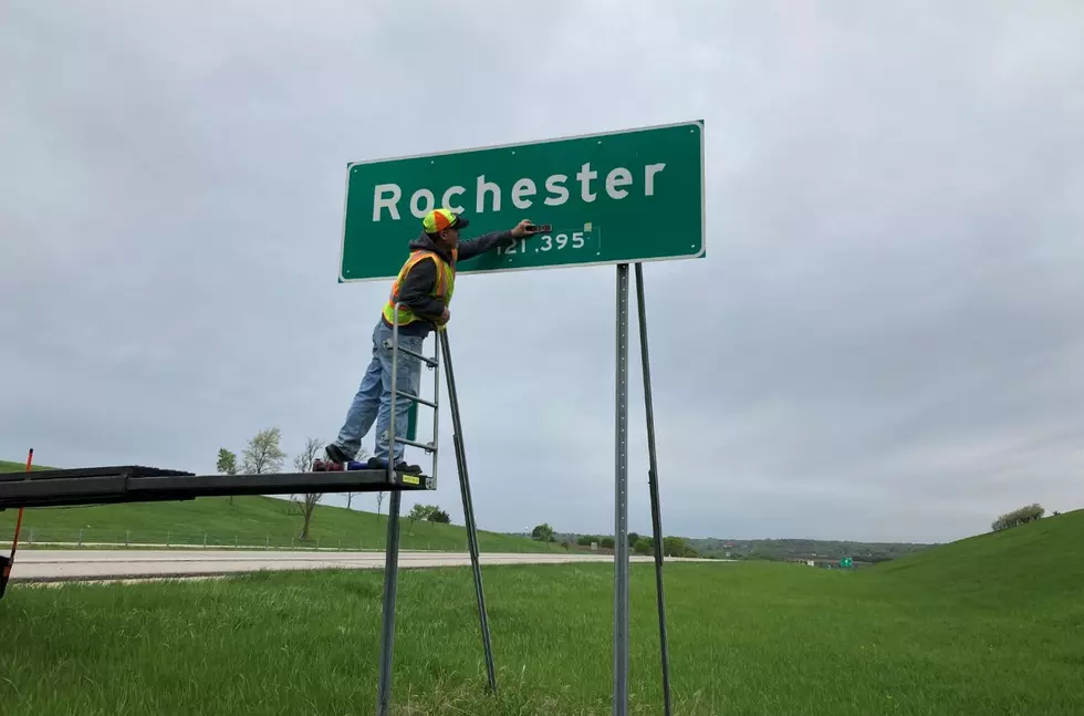Census Highway Signs Updated in Rochester Area