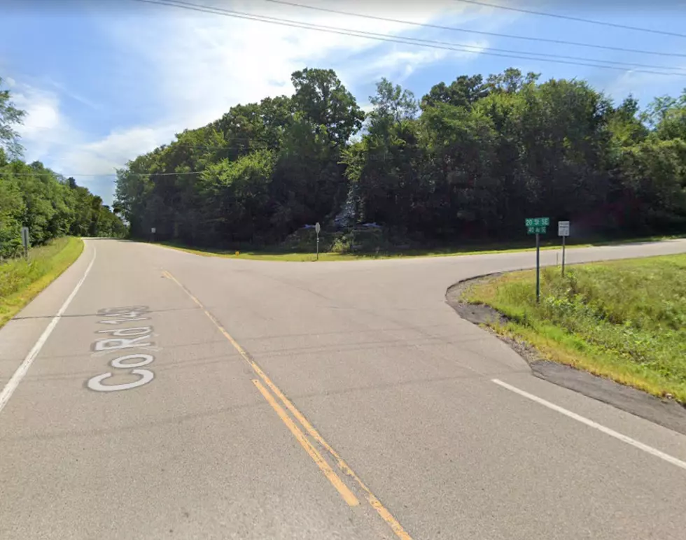 Motorcycle Crashes into Vehicle in Rural SE Rochester