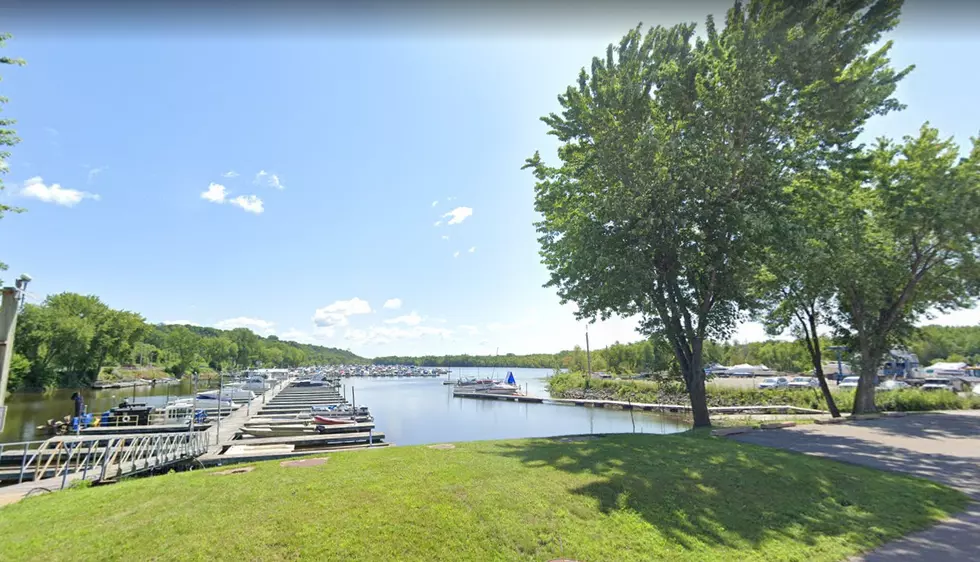 Two Hurt in Accident on Mississippi River in Minnesota