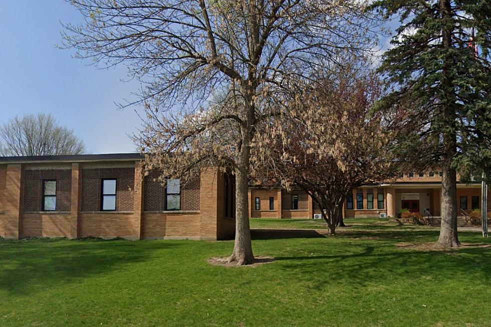 Stabbing Near Southern Minnesota Elementary Prompts Lockdown