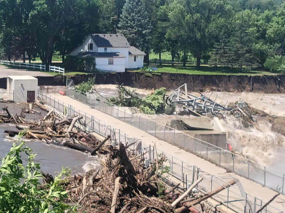 Video Shows Home Near Damaged Minnesota Dam Being Swept into Flooded River by Rushing Water
