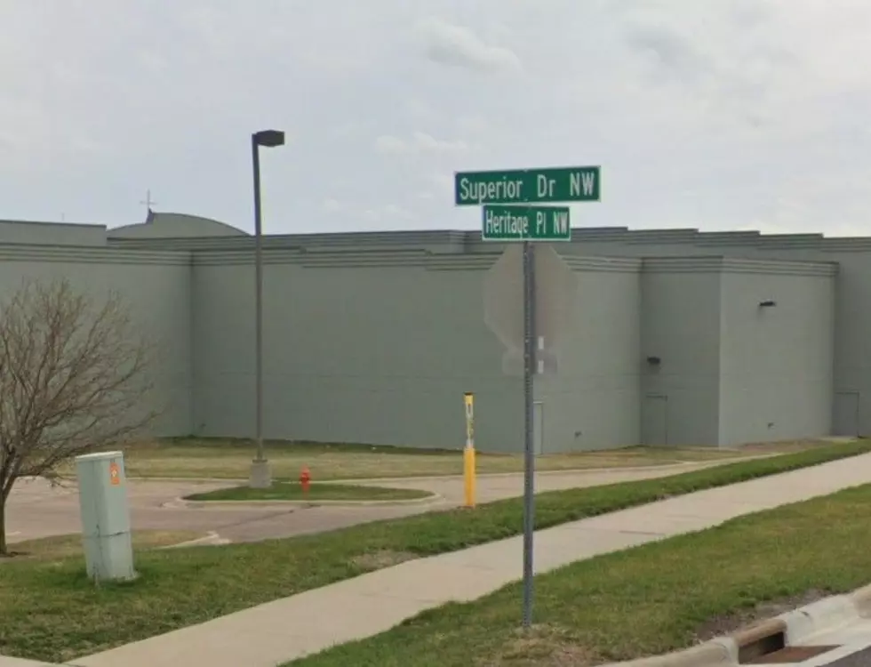 Pedestrian Dies After Being Struck by Vehicle in NW Rochester