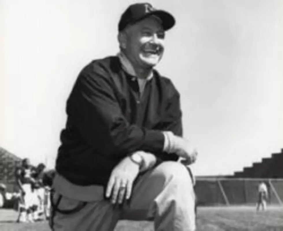Legendary Gophers Football Coach Dies At Age 98