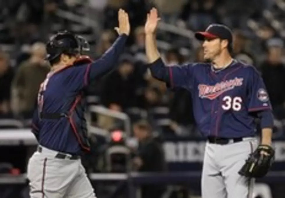 Twins Rally Past Yankees 5-4 In 10 Innings