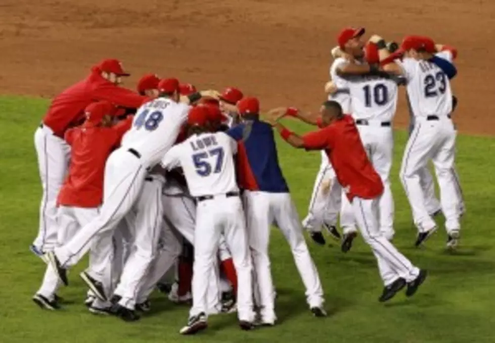 Rangers Beat Tigers To Advance To World Series