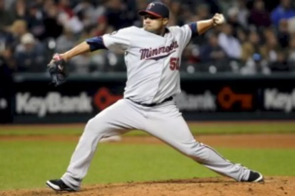 Twins Release Mijares; Lose Hoey