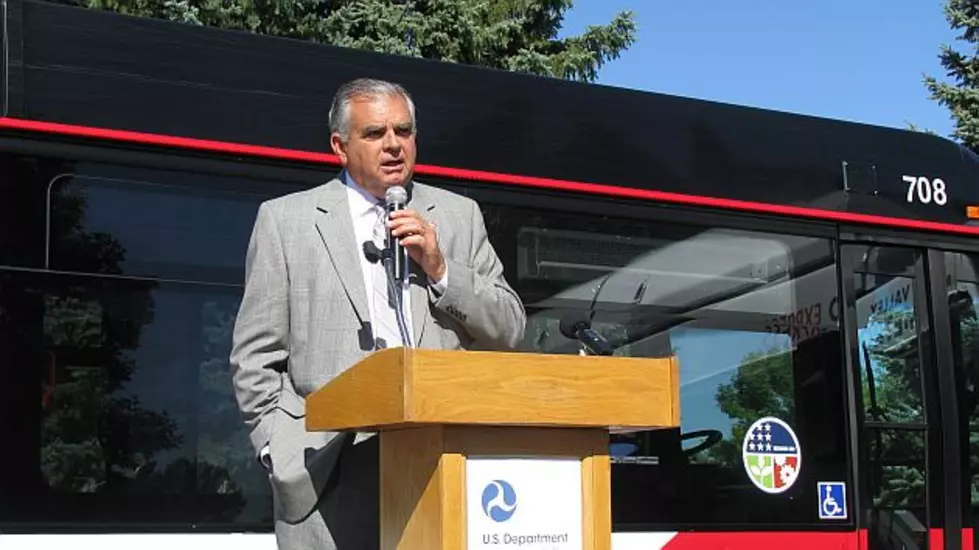 Metro Bus Gets $3.3-Million to &#8216;Go Green&#8217; [AUDIO]