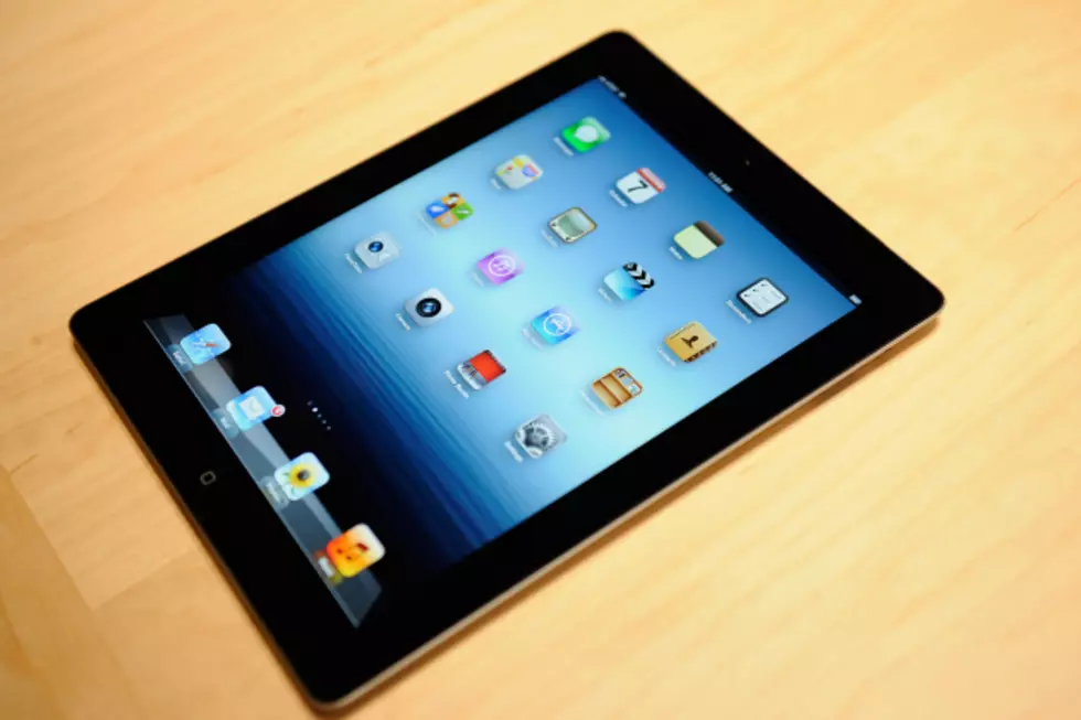 St. Cloud Middle School Students Get iPads