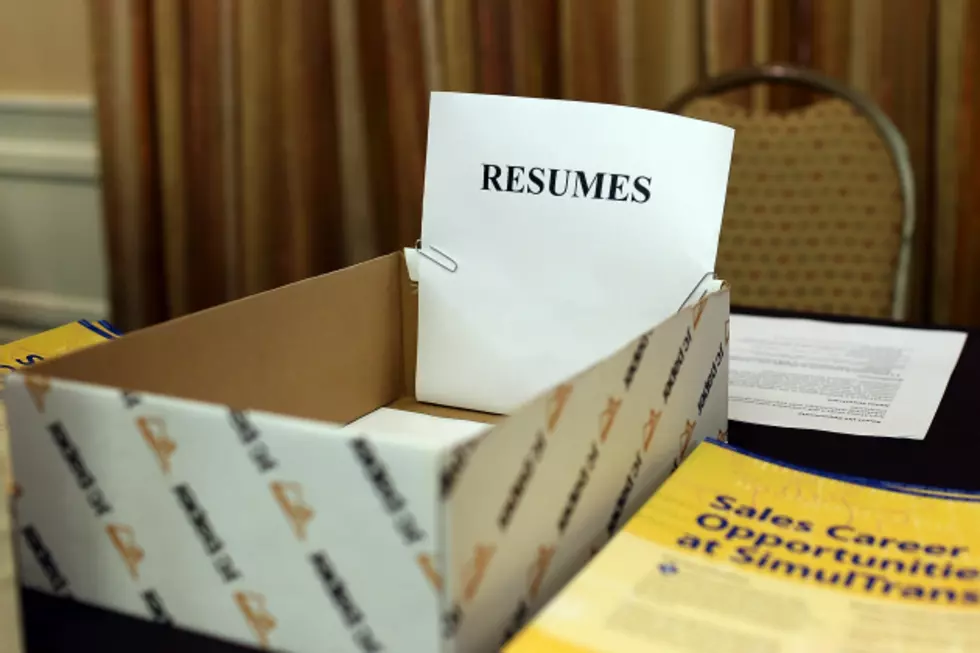 Job Openings Up, But Wages Stagnant in Minnesota
