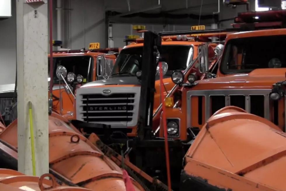 MnDOT Prepares Snow Plows for Winter Season [VIDEO]