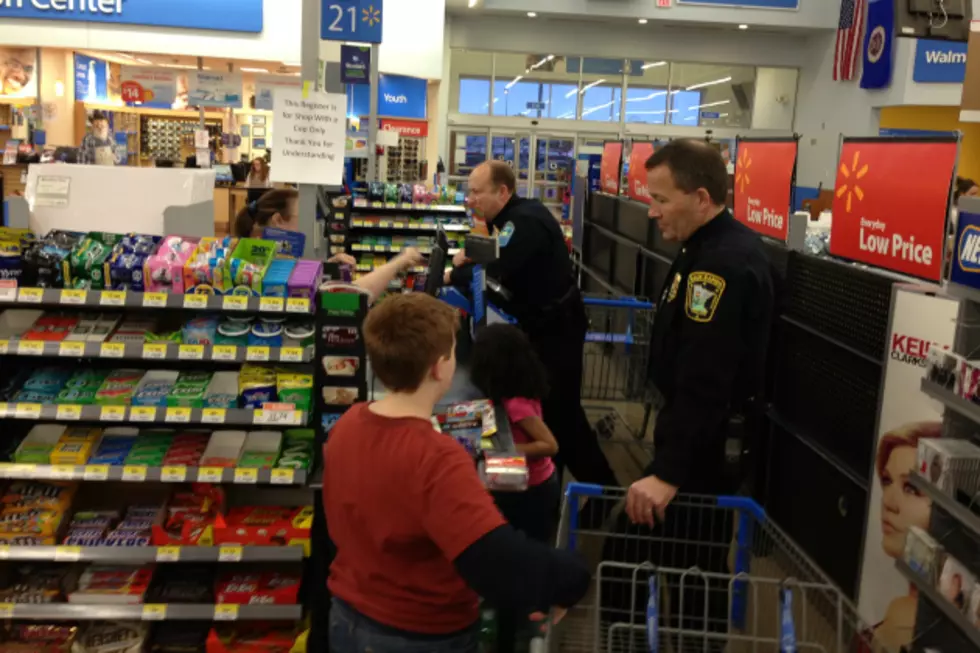 Sartell Police Spread Christmas Cheer With ‘Shop With A Cop’ Program [AUDIO,PHOTOS]