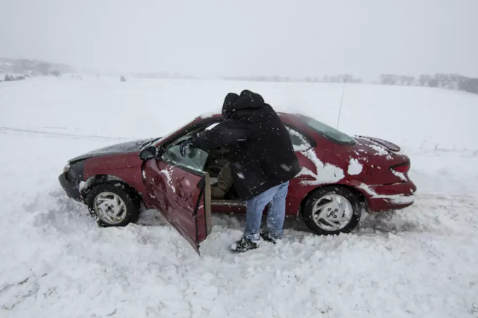 Items to Pack in Your Vehicle Winter Survival Kit