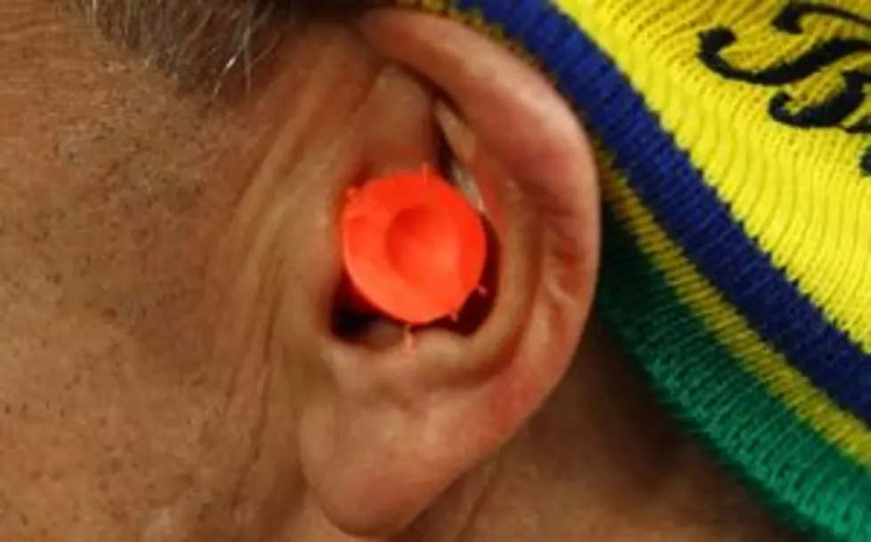 Free Earplugs To Be Mandatory At Minneapolis Clubs