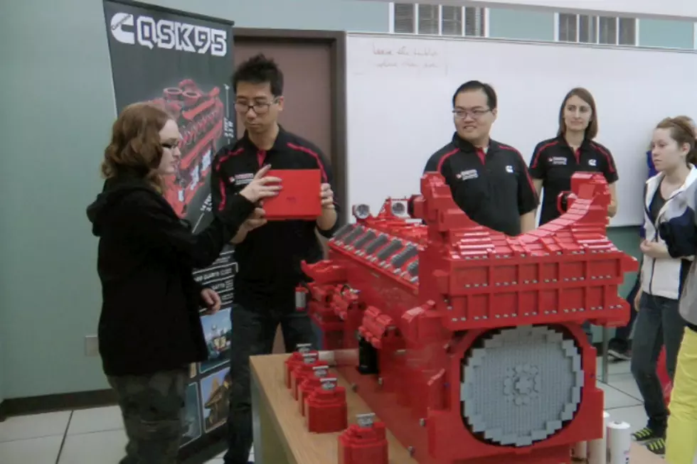 Students Build 128-Pound Replica Lego Diesel Engine During Horizons Conference [VIDEO]