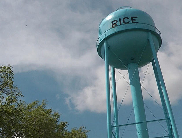 Two Candidates Running for Open Mayor Position in Rice