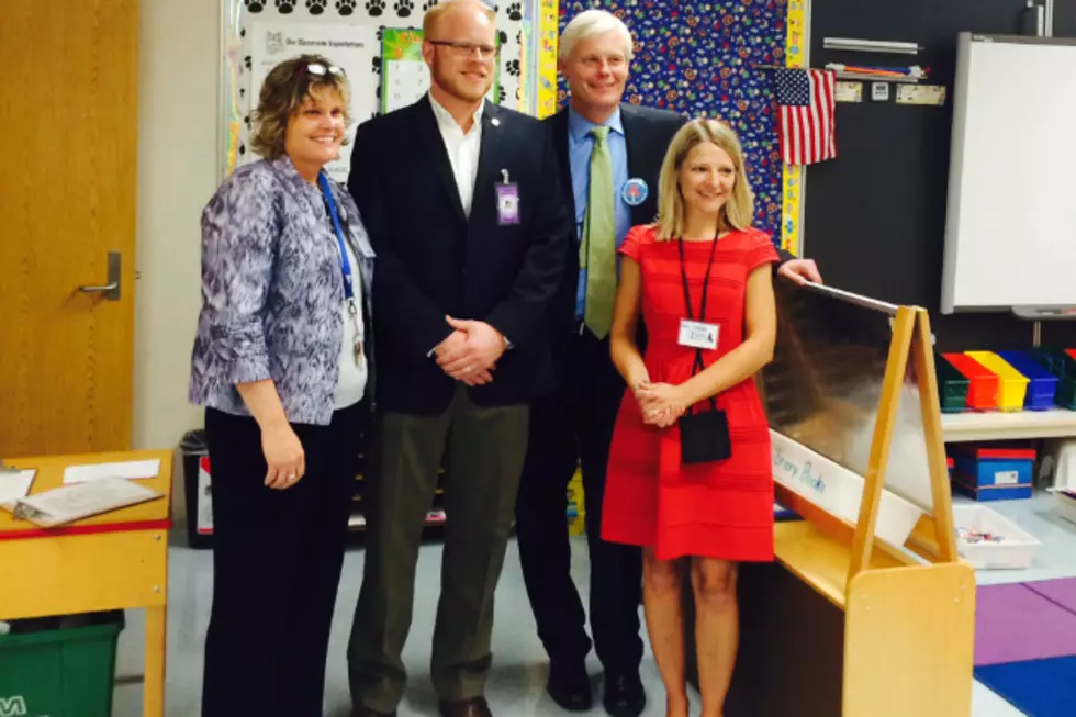 House Speaker Thissen and Zach Dorholt Tour Talahi School [AUDIO]