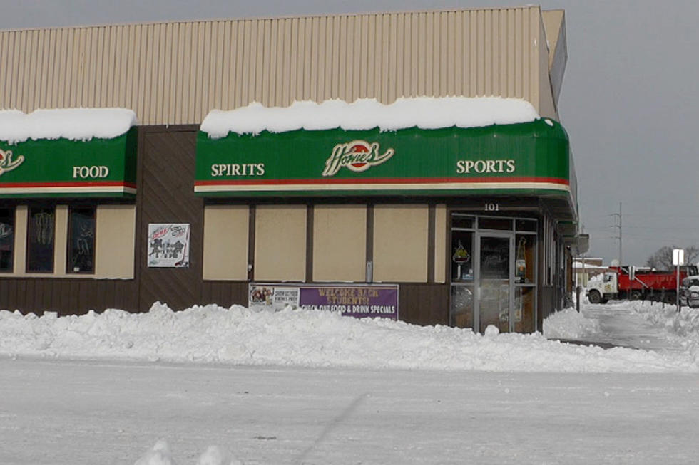 Frozen in Time: Howie’s Sports Bar and Grill [VIDEO]