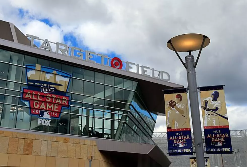 News @ Noon: Minnesota Twins Selling Surplus Items During &#8216;Clubhouse Sale&#8217; [AUDIO]